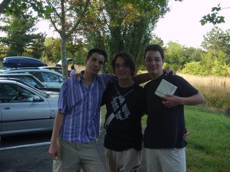 NoOoUs WE tHrEE